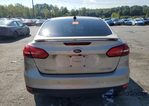 2018 Ford Focus Titanium from USA, damaged, VIN 1FADP3J27JL293898